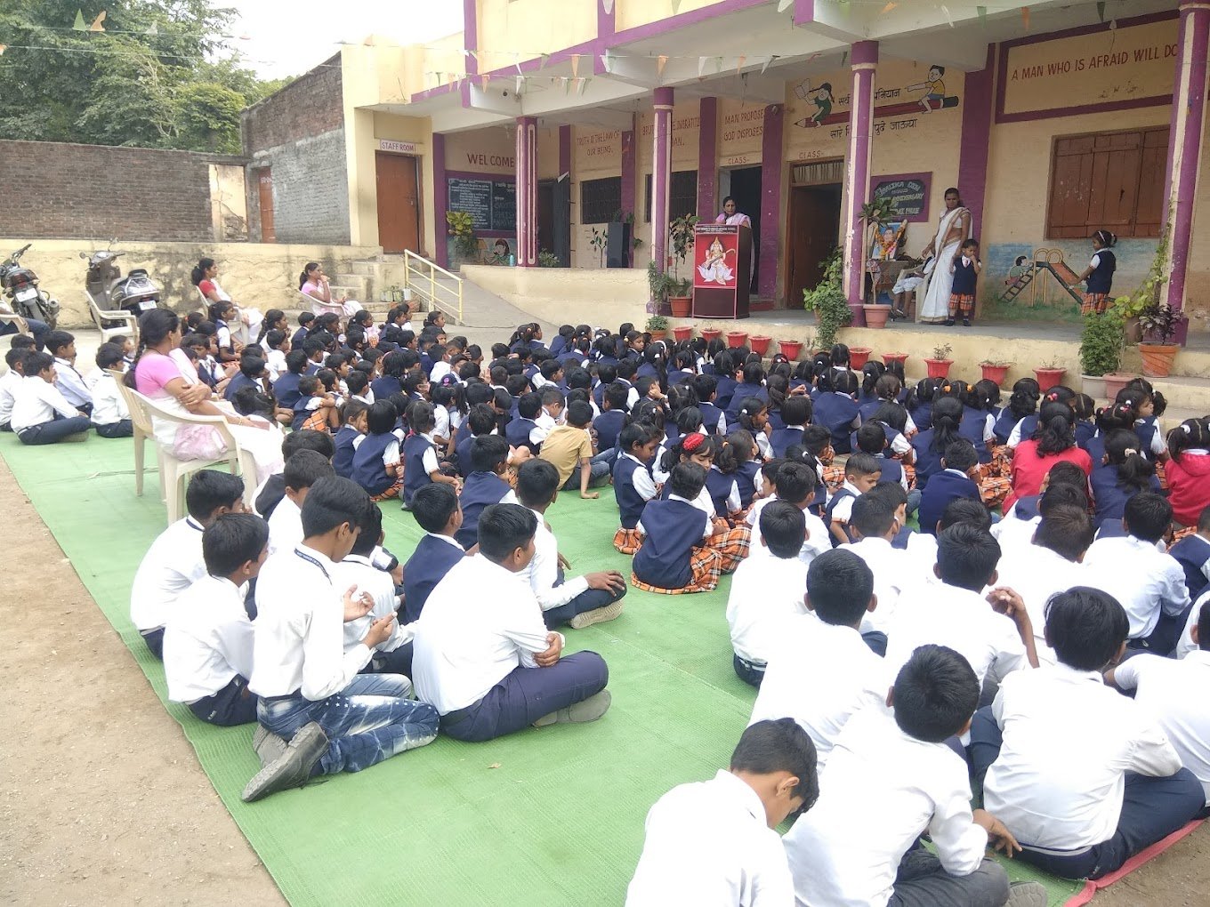 Kranti Dnyanpeeth Campus Life pic010
