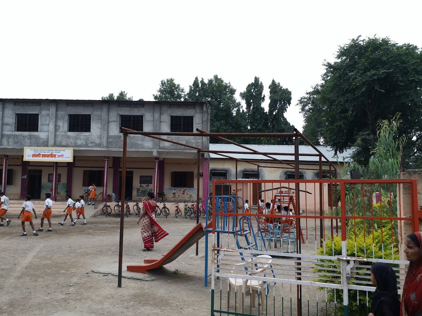 Kranti Dnyanpeeth Campus Life pic013